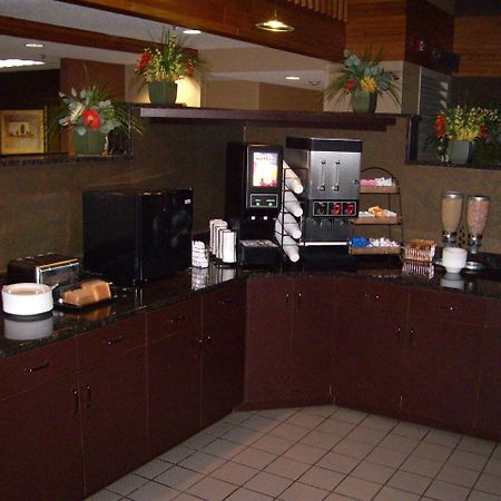 C'Mon Inn & Suites FargoFargo  Kültér fotó