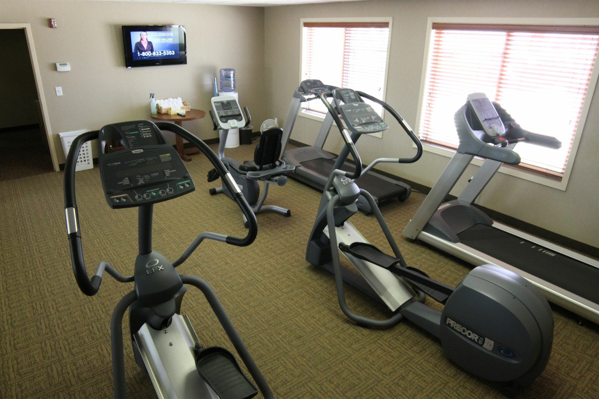 C'Mon Inn & Suites FargoFargo  Kültér fotó